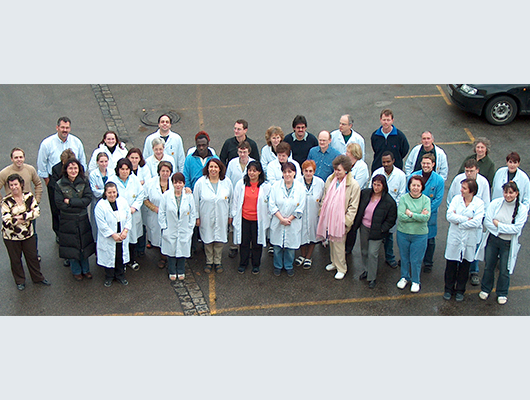 PULS employees at the manufacturing facility in Munich.